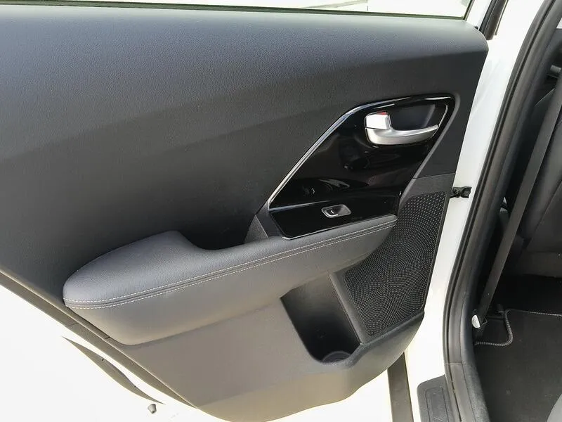 Kia Niro 1.6 GDi HEV Drive - foto 36
