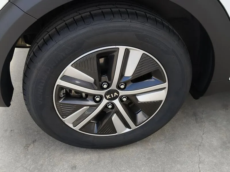 Kia Niro 1.6 GDi HEV Drive - foto 41