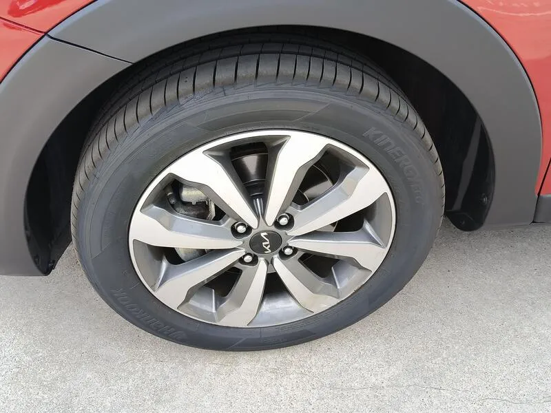 Kia Stonic 1.0 T-GDi MHEV iMT Drive - foto 45