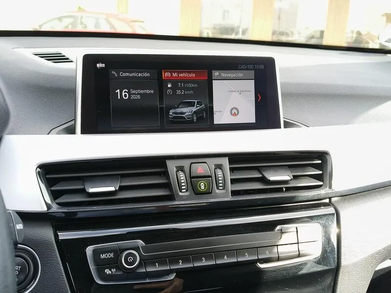 BMW X1 sDrive16d - foto 11