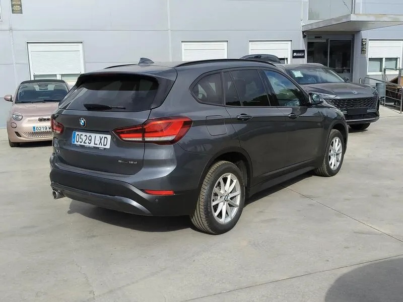BMW X1 sDrive16d - foto 6
