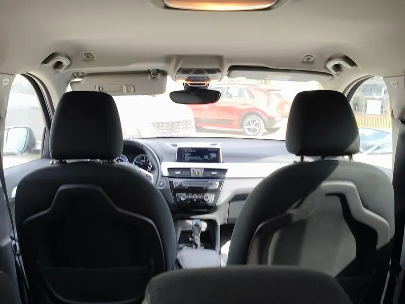 BMW X1 sDrive16d - foto 38