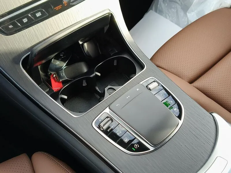 Mercedes-Benz GLC 300d 4MATIC - foto 13