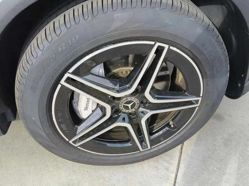 Mercedes-Benz GLC 300d 4MATIC - foto 41