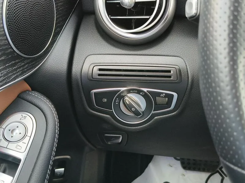 Mercedes-Benz GLC 300d 4MATIC - foto 27