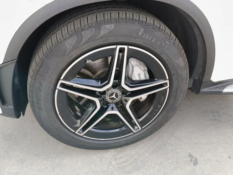 Mercedes-Benz GLC 300d 4MATIC - foto 45