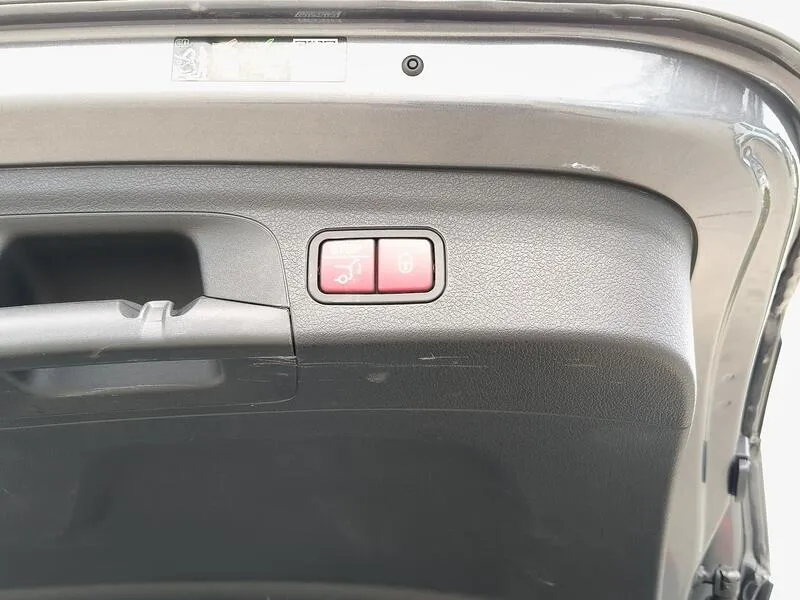 Mercedes-Benz GLE 350e 4MATIC - foto 40