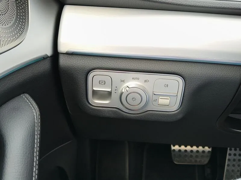 Mercedes-Benz GLE 350e 4MATIC - foto 28