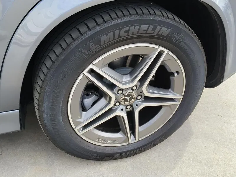Mercedes-Benz GLE 350e 4MATIC - foto 48