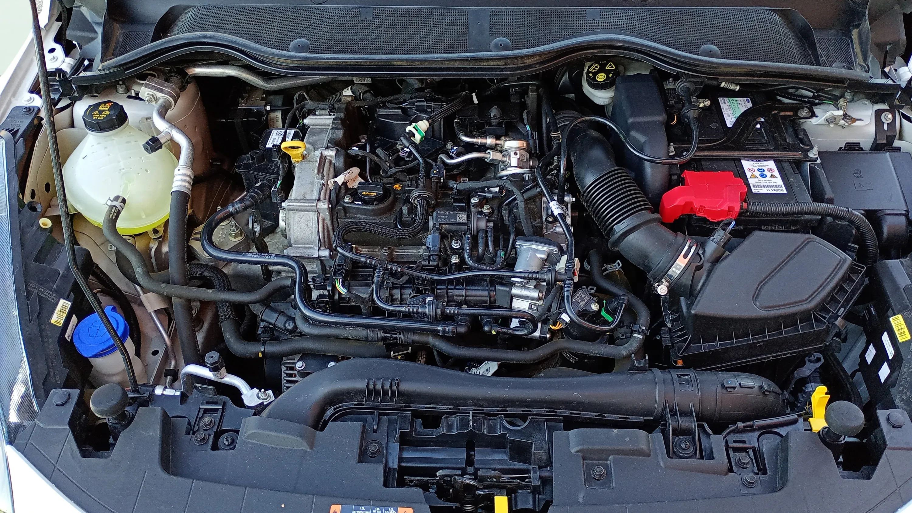 Ford Fiesta 1.0 EcoBoost MHEV ST-Line - foto 29