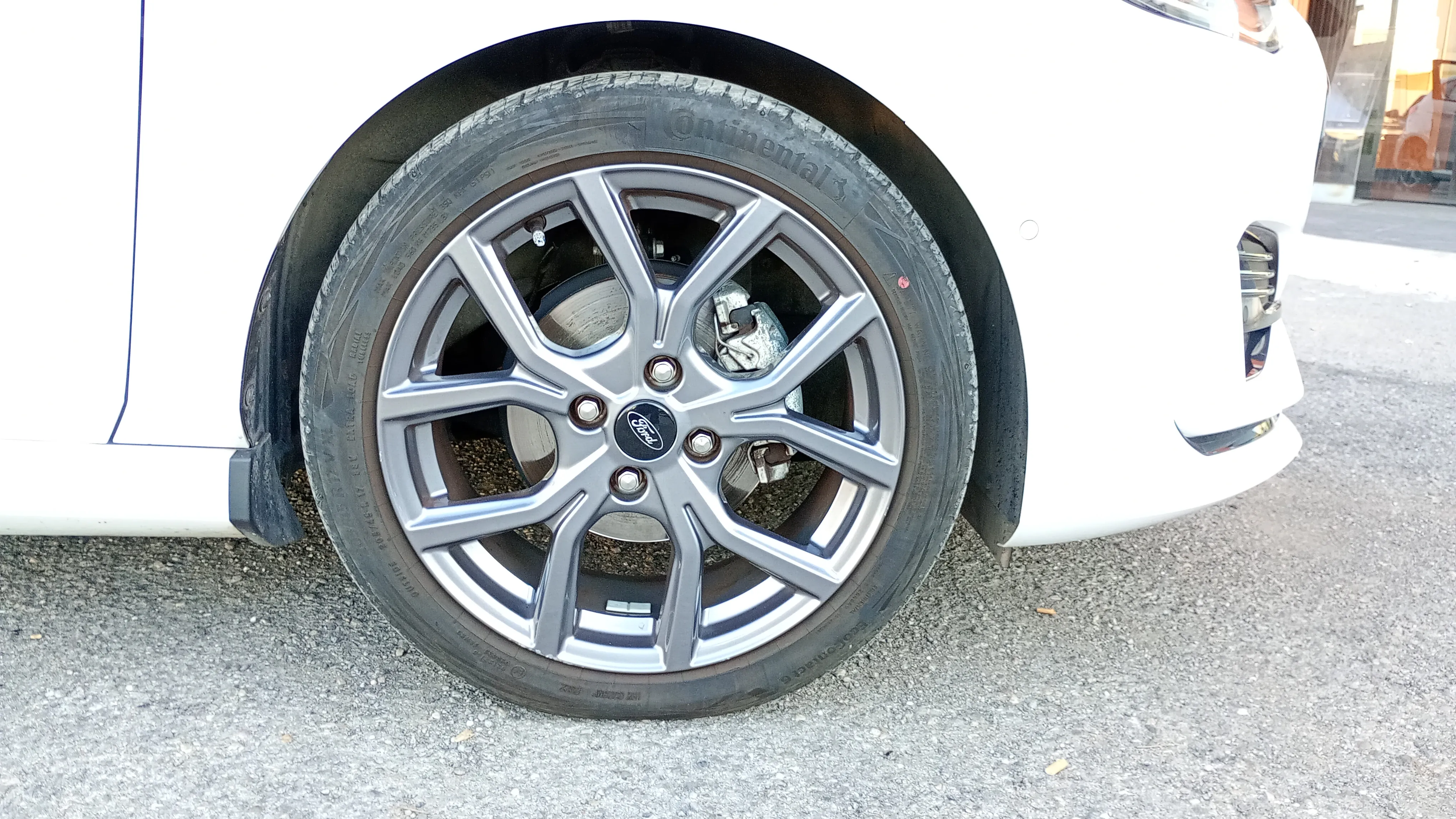 Ford Fiesta 1.0 EcoBoost MHEV ST-Line - foto 28