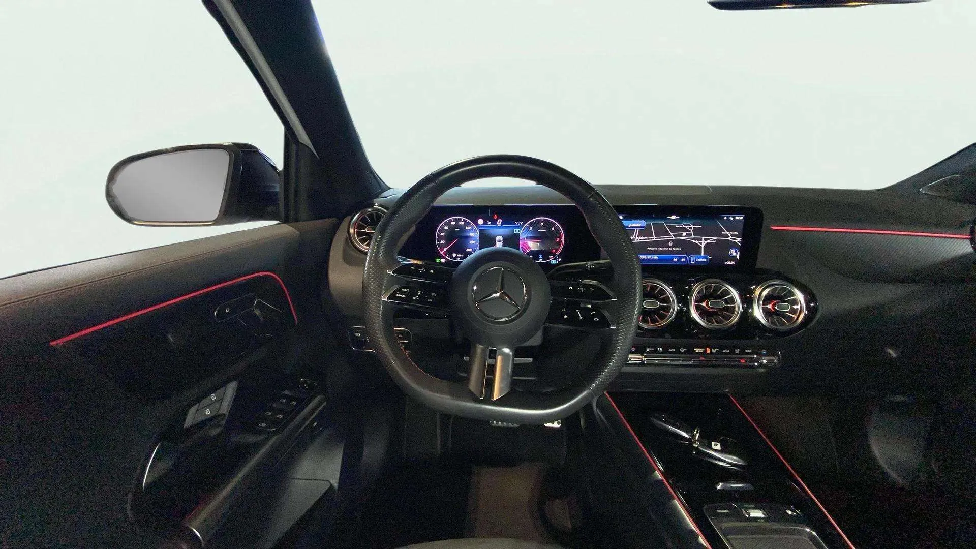 Mercedes-Benz GLA 200 D - foto 13