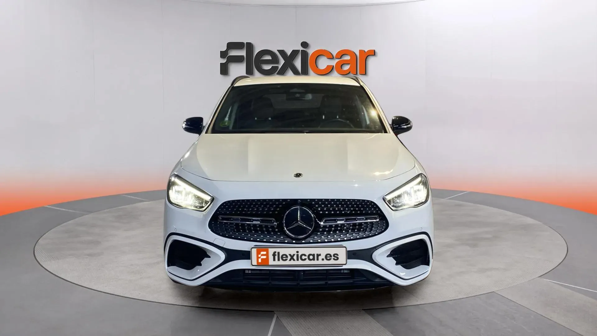 Mercedes-Benz GLA 200 D - foto 9