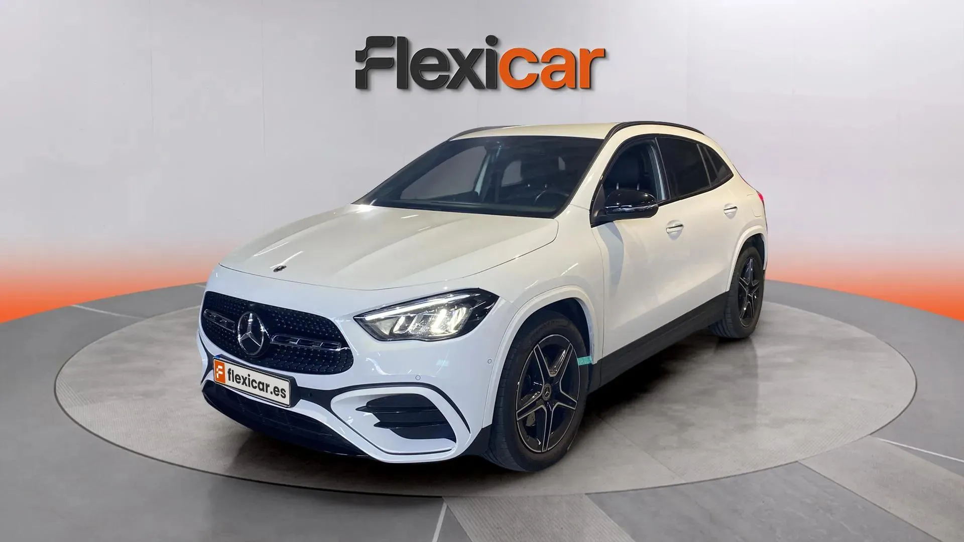 Mercedes-Benz GLA 200 D - foto 10
