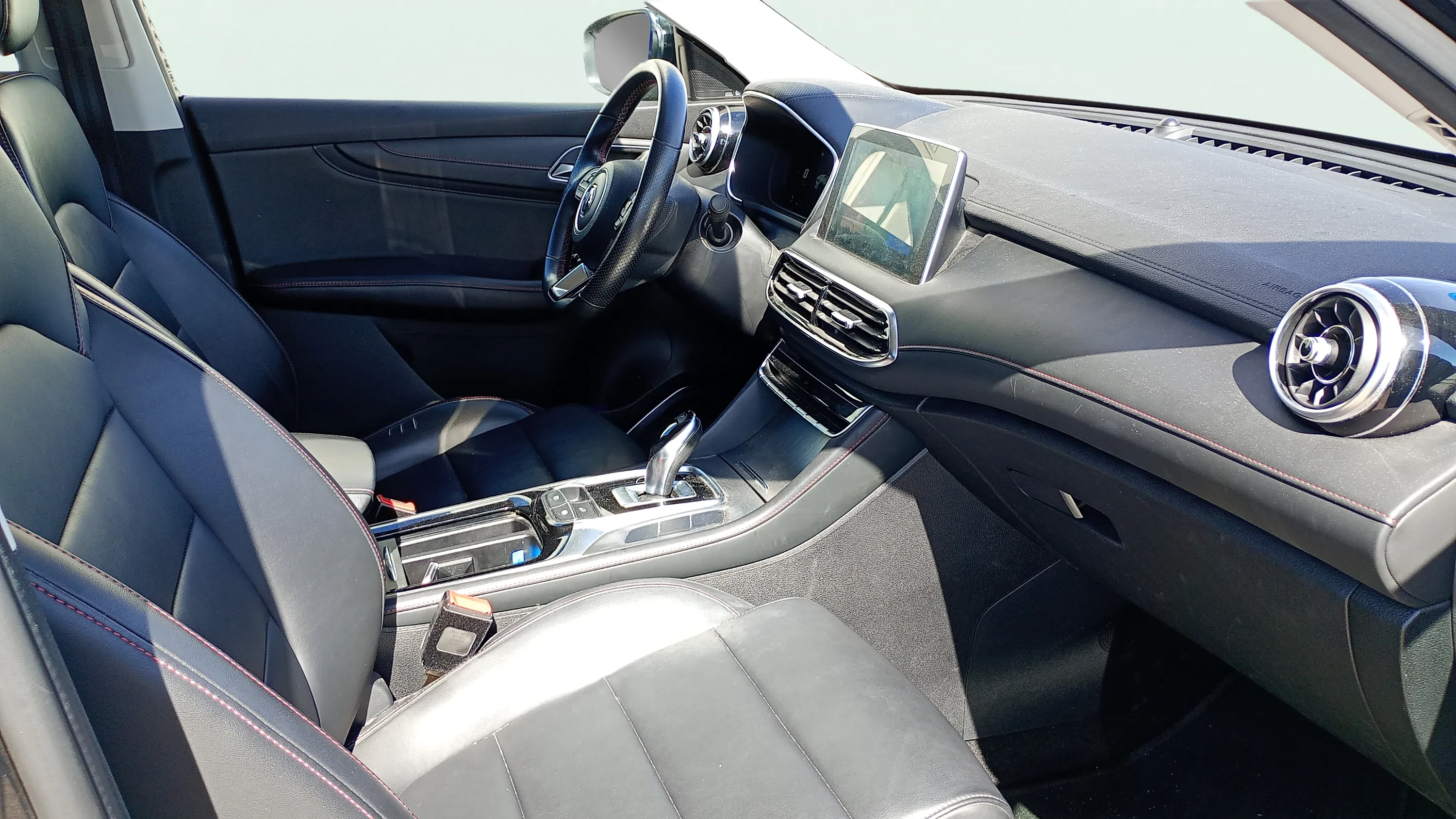 MG HS 1.5T-GDI PHEV Luxury - foto 12