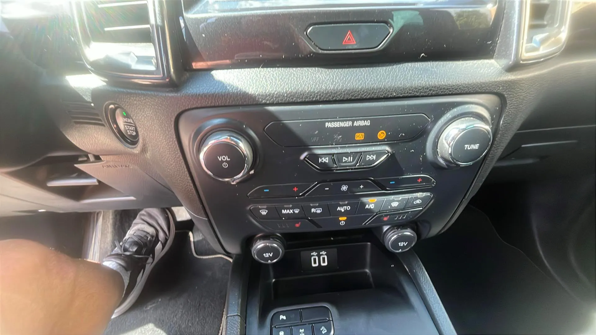 Ford Ranger 2.0 EcoBlue 4x4 Chasis Cab. XL - foto 13