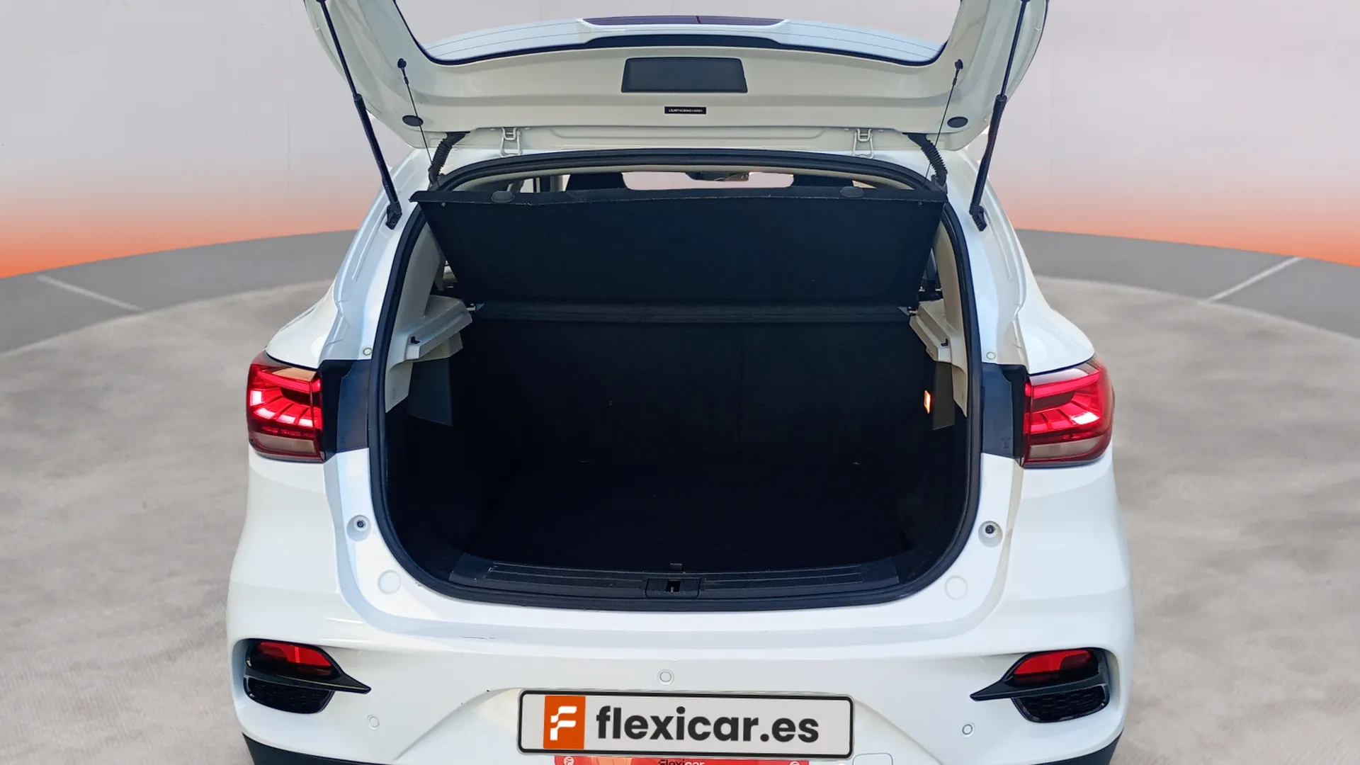 MG ZS 1.0T Comfort - foto 14