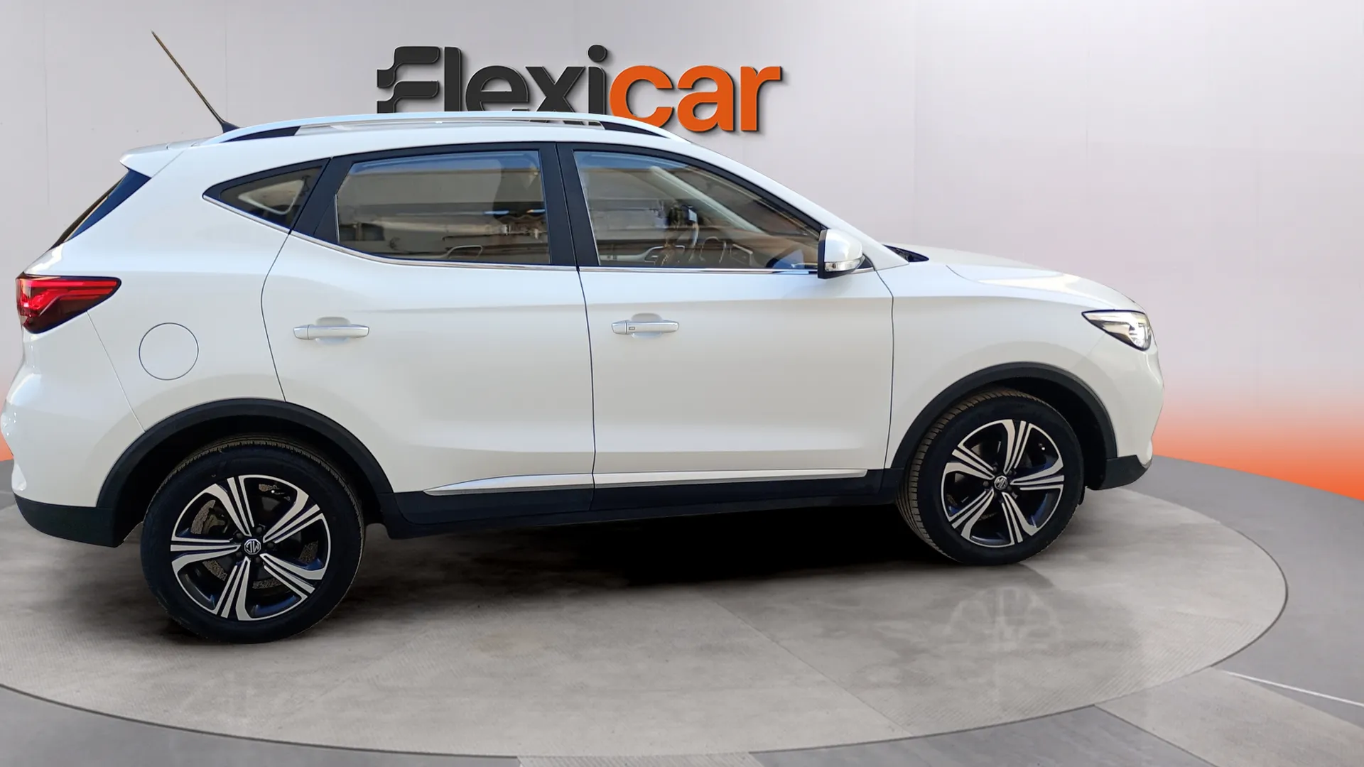 MG ZS 1.0T Comfort - foto 3
