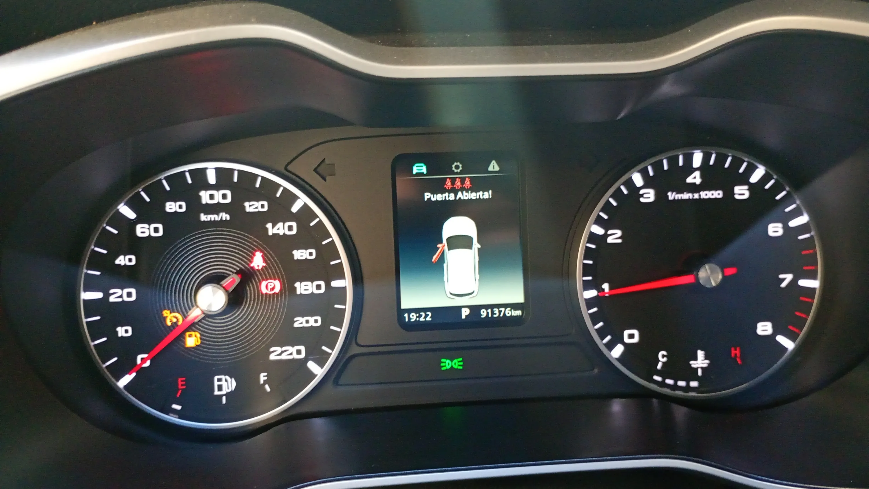 MG ZS 1.0T Comfort - foto 9