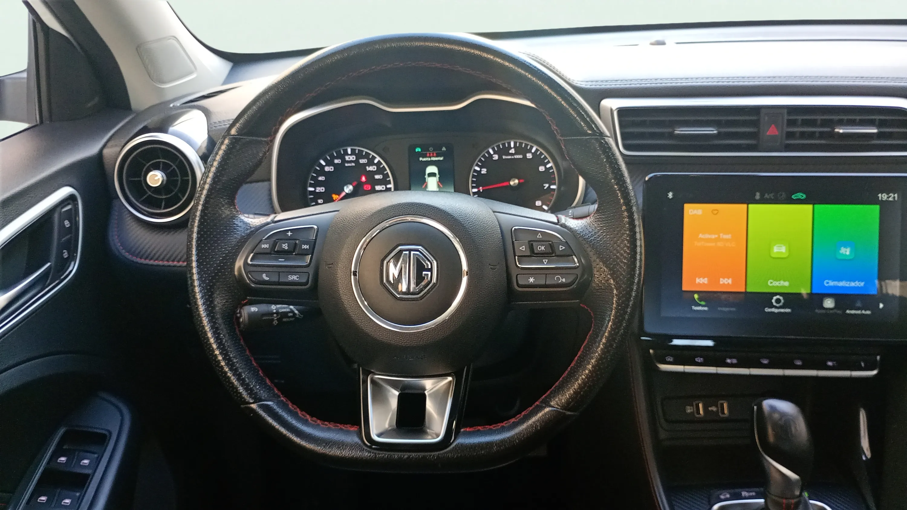 MG ZS 1.0T Comfort - foto 8