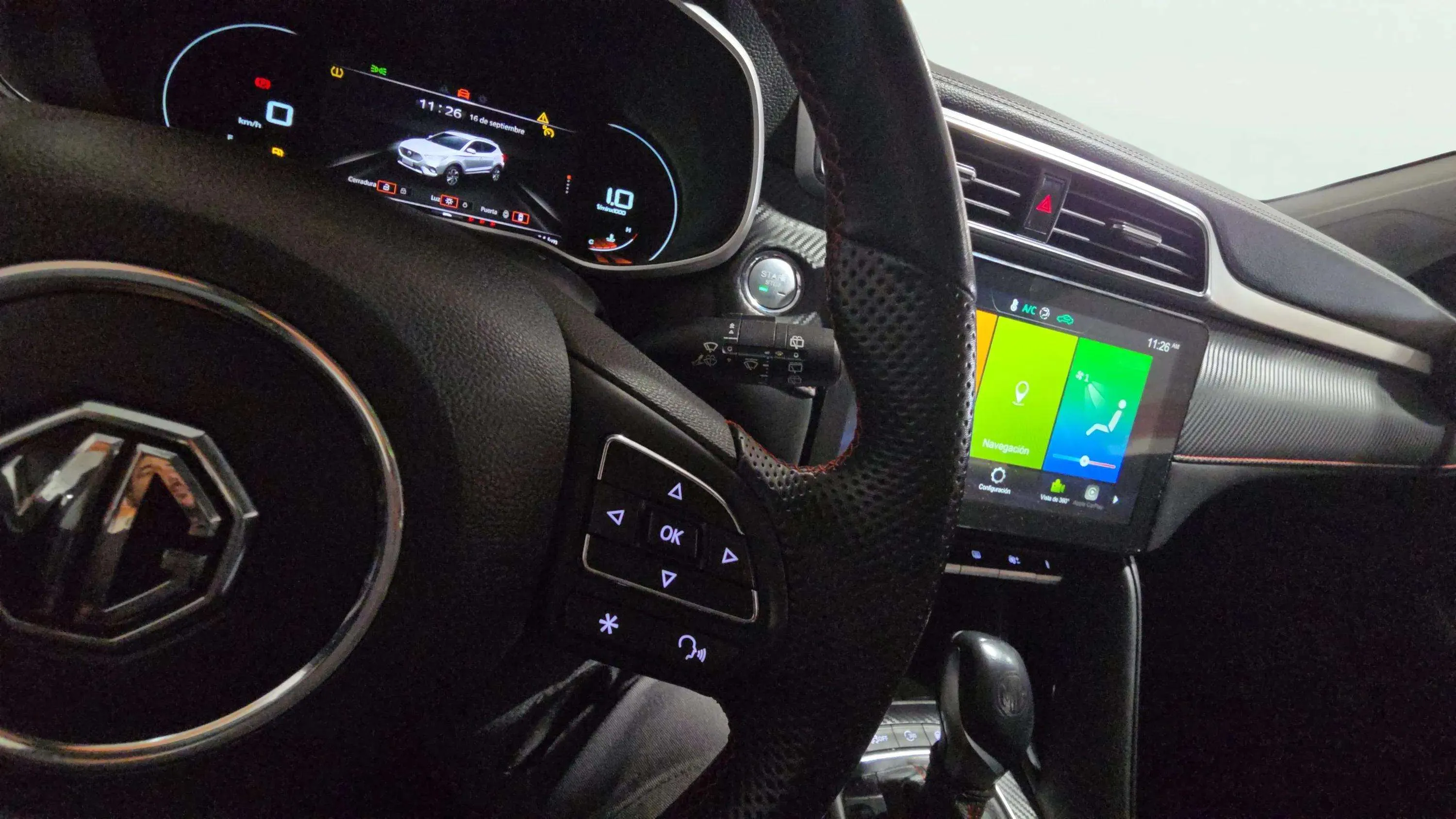 MG ZS 1.0T Luxury - foto 22