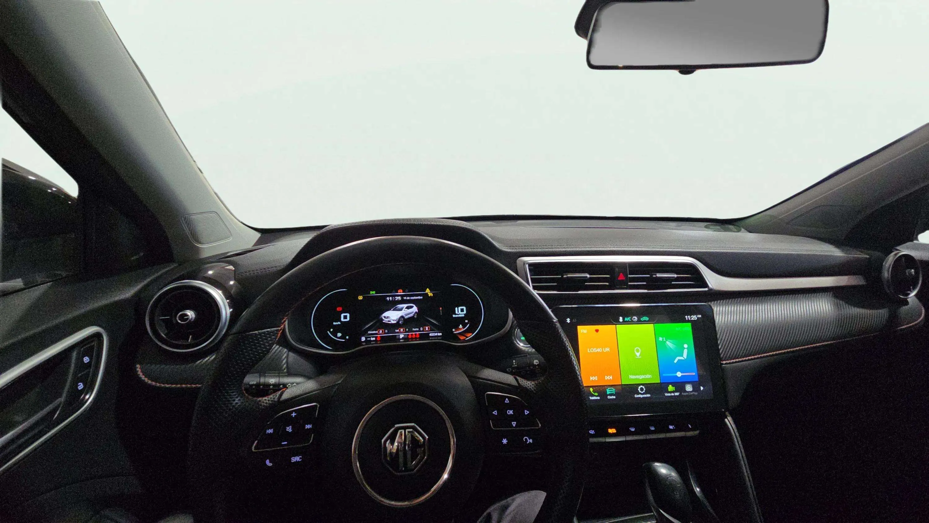MG ZS 1.0T Luxury - foto 13