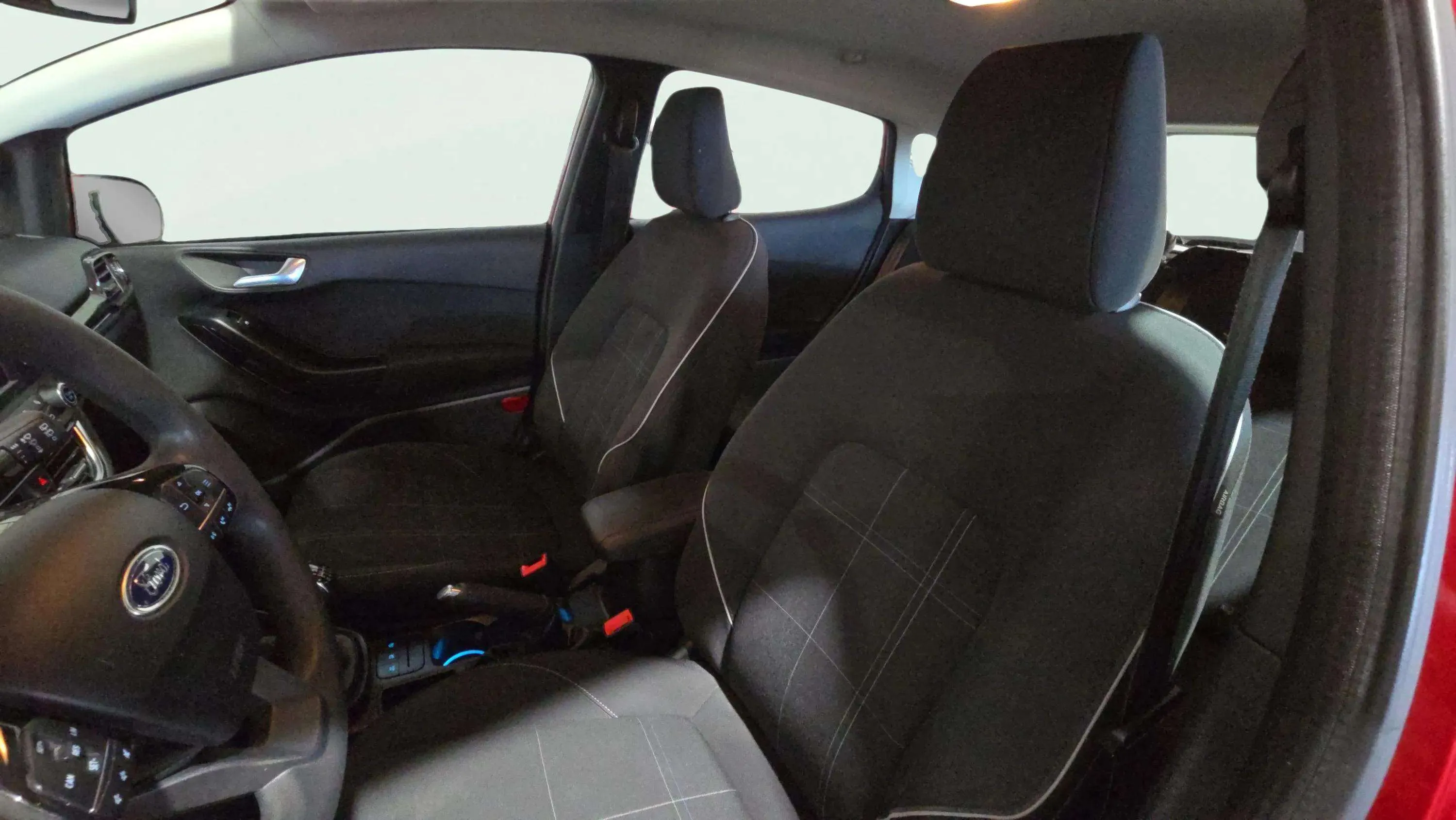 Ford Fiesta 1.0 EcoBoost Active - foto 27