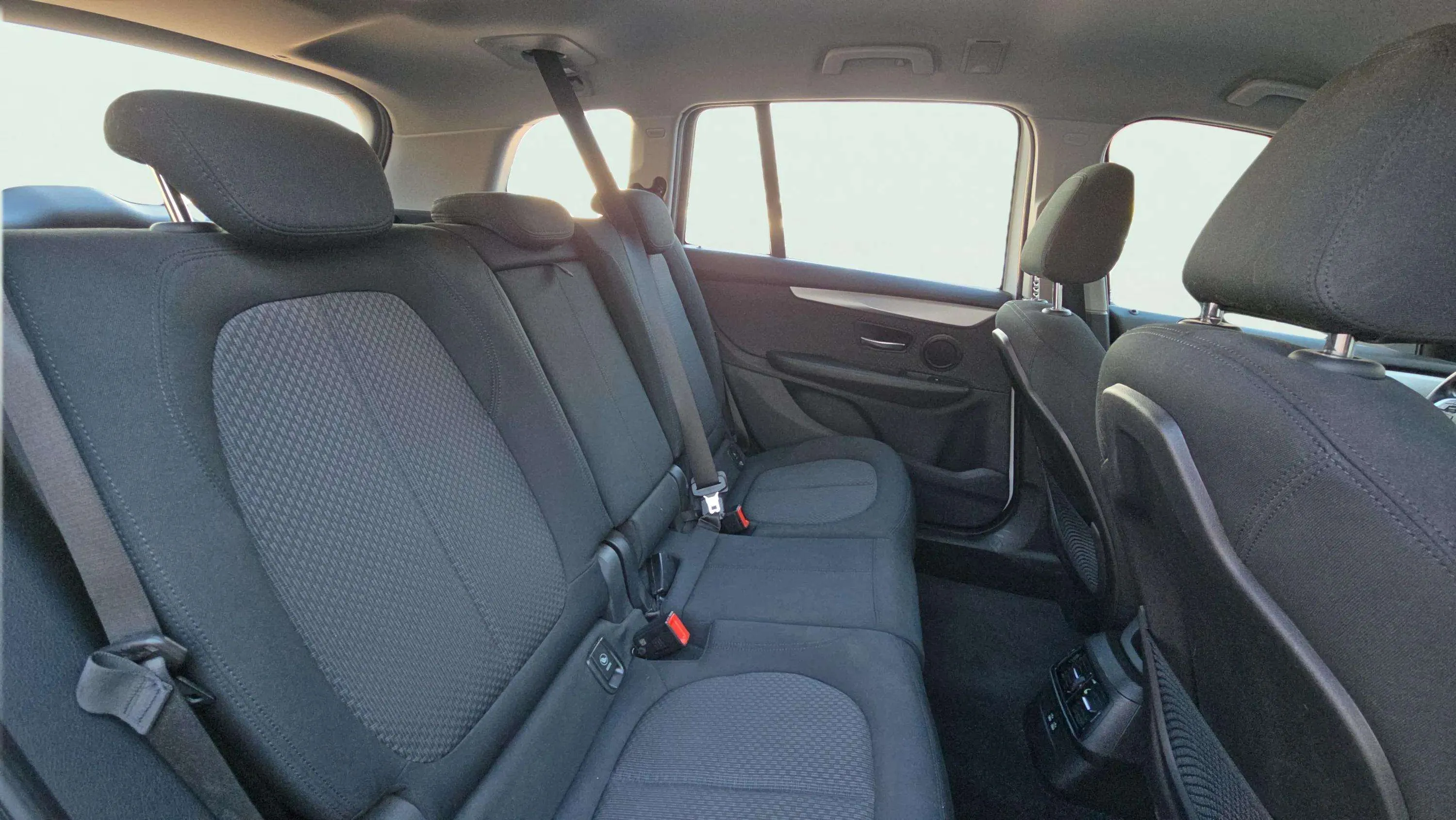 BMW Serie 2 Gran Tourer 216i - foto 22
