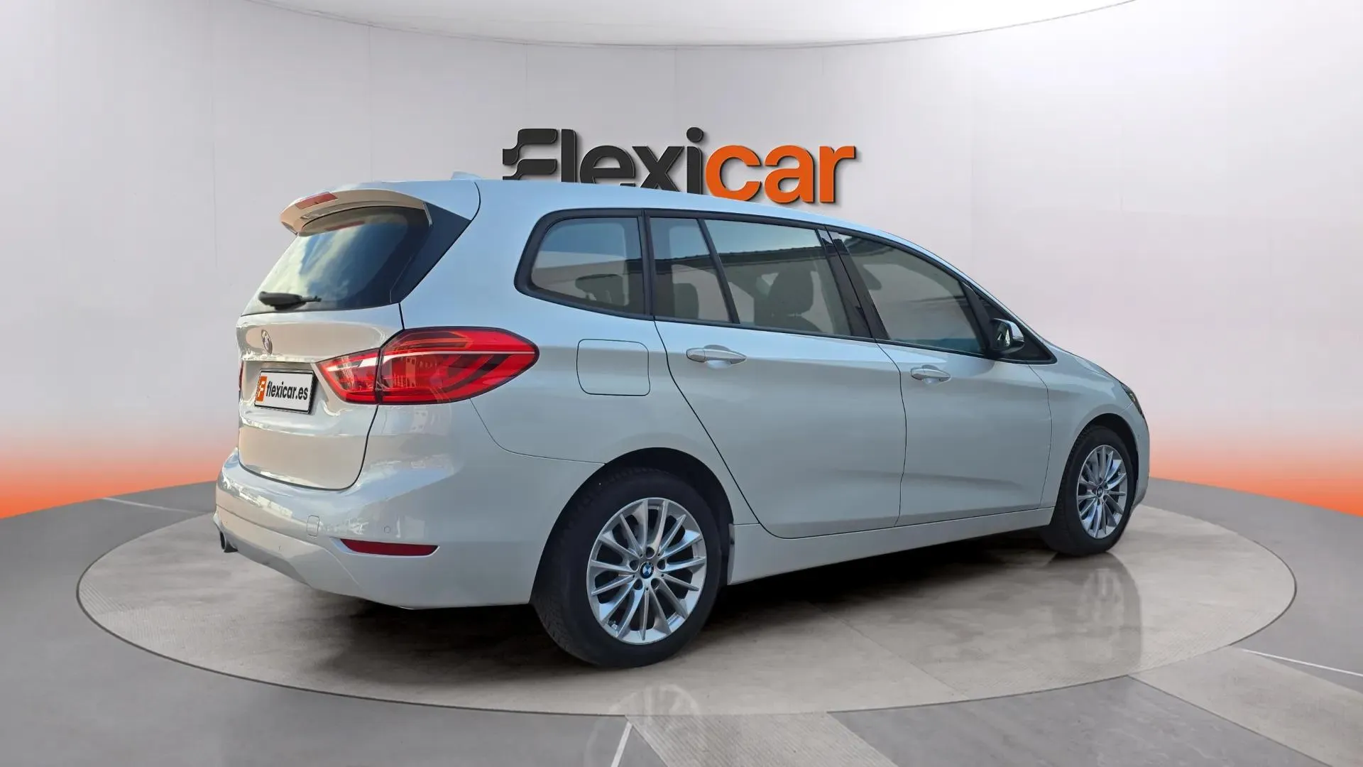 BMW Serie 2 Gran Tourer 216i - foto 4