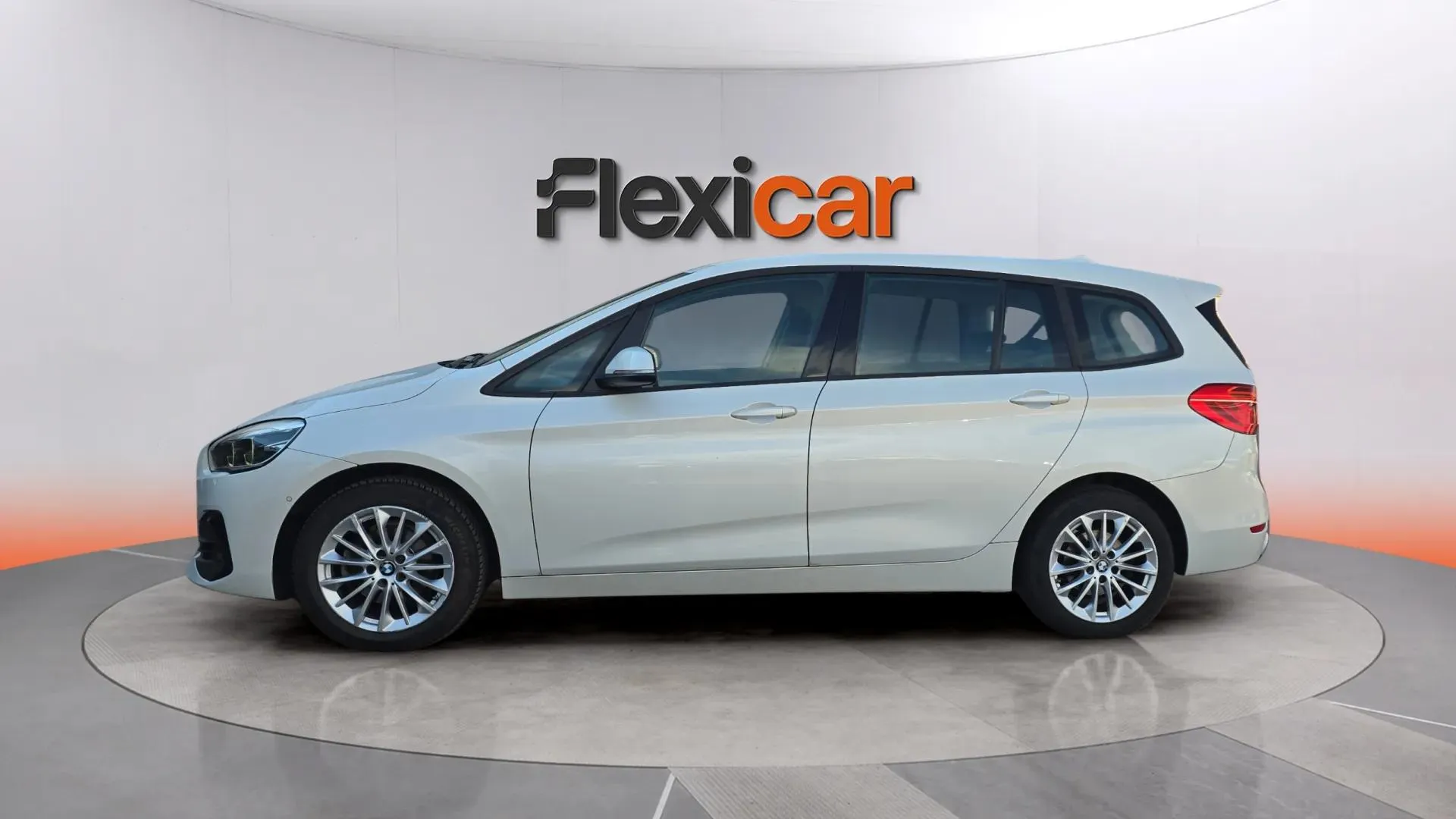 BMW Serie 2 Gran Tourer 216i - foto 7