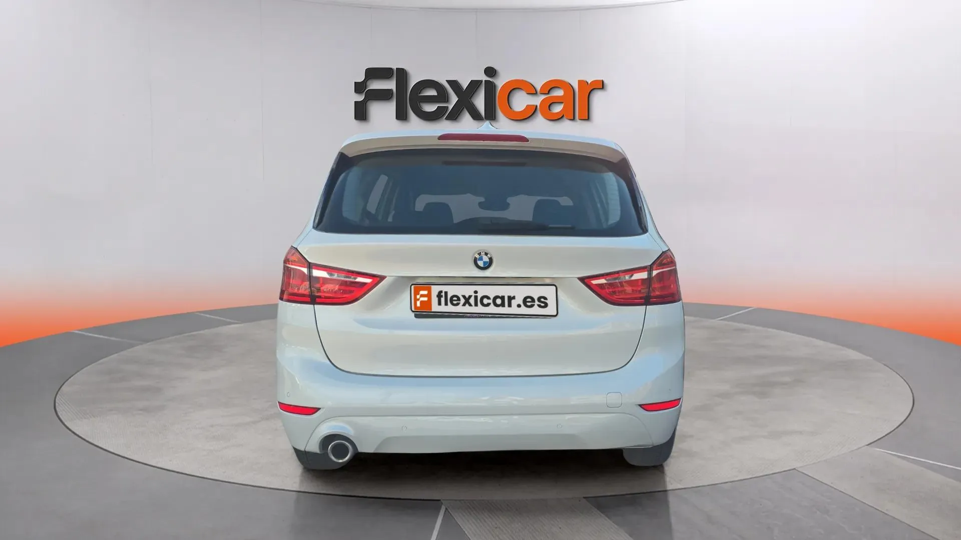 BMW Serie 2 Gran Tourer 216i - foto 9