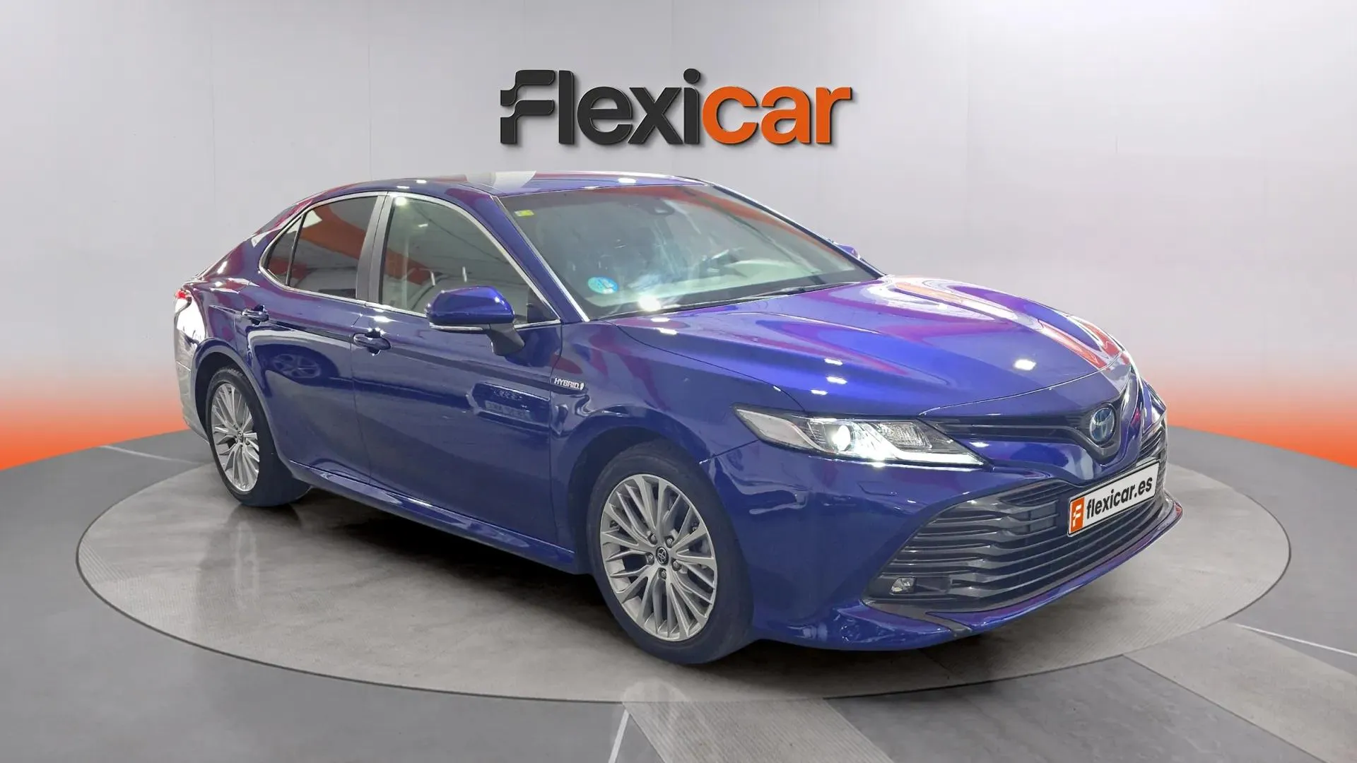 Toyota Camry 2.5 220H Business