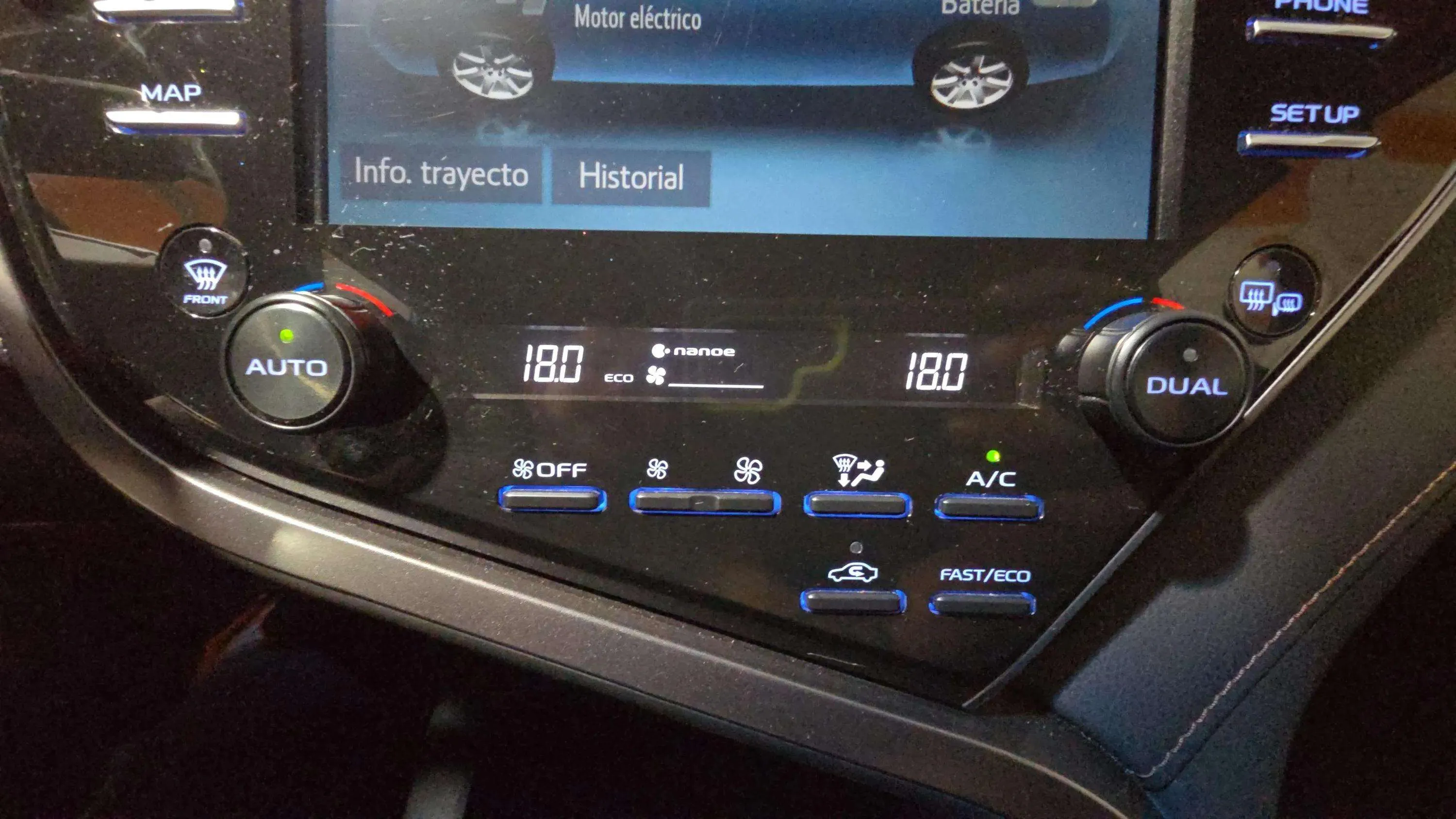 Toyota Camry 2.5 220H Business - foto 17