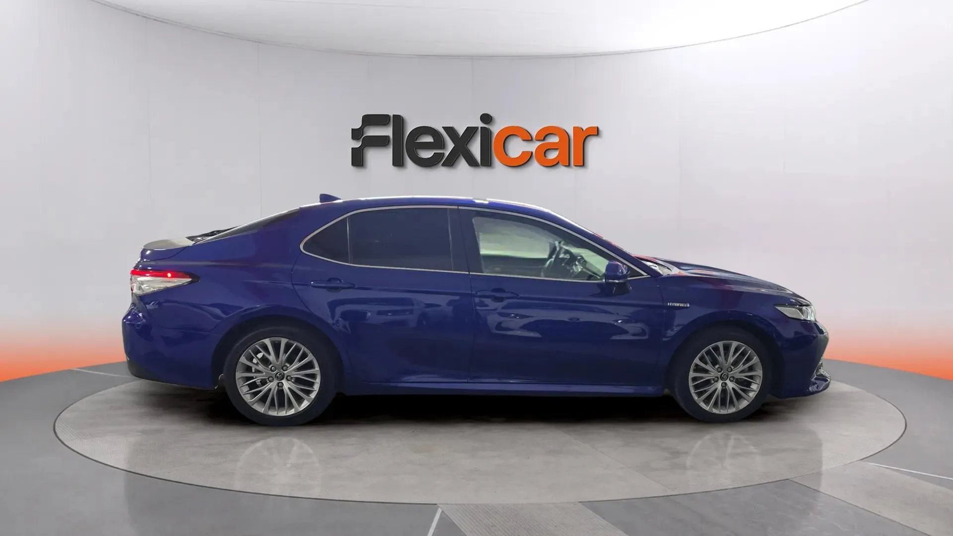 Toyota Camry 2.5 220H Business - foto 7