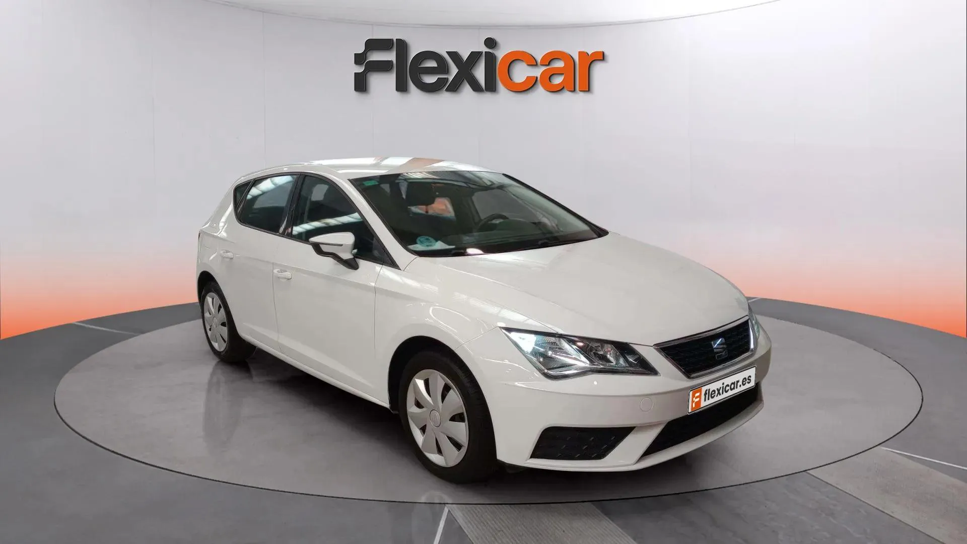 SEAT León 1.6 TDI Reference - foto 2
