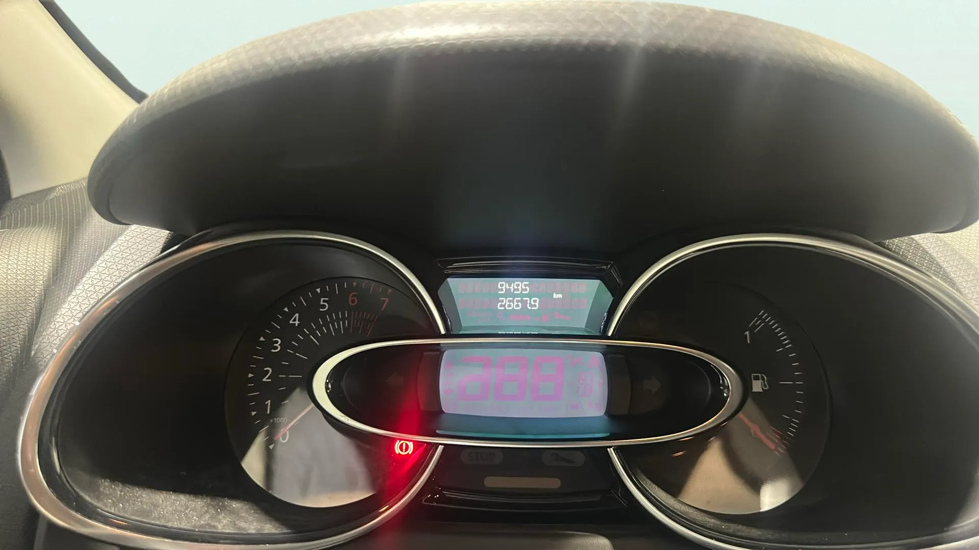Renault Clio Zen TCe -18 - foto 11