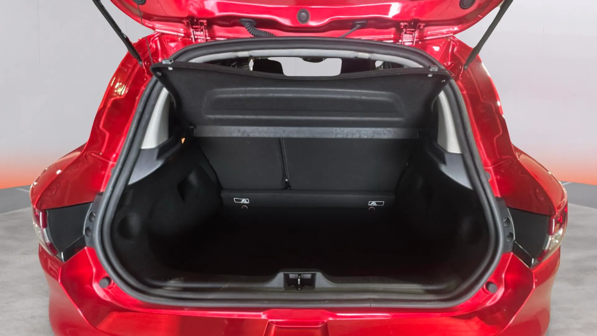 Renault Clio Zen TCe -18 - foto 15