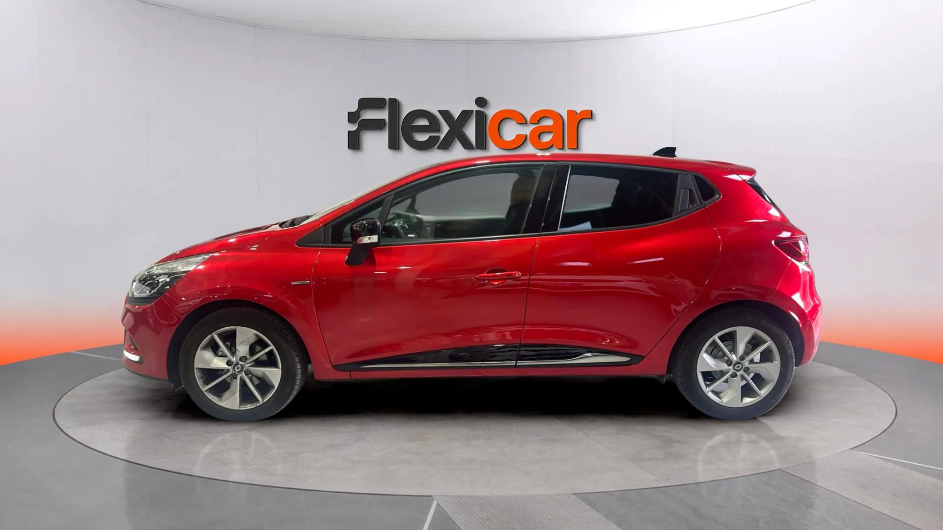 Renault Clio Zen TCe -18 - foto 4