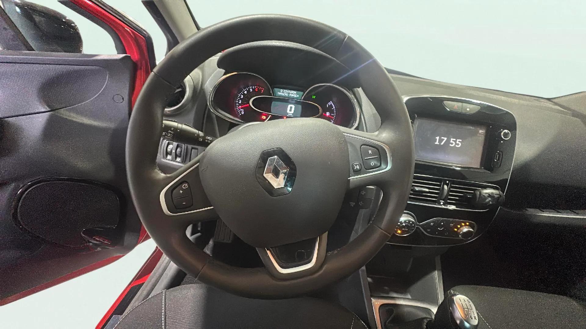 Renault Clio Zen TCe -18 - foto 10