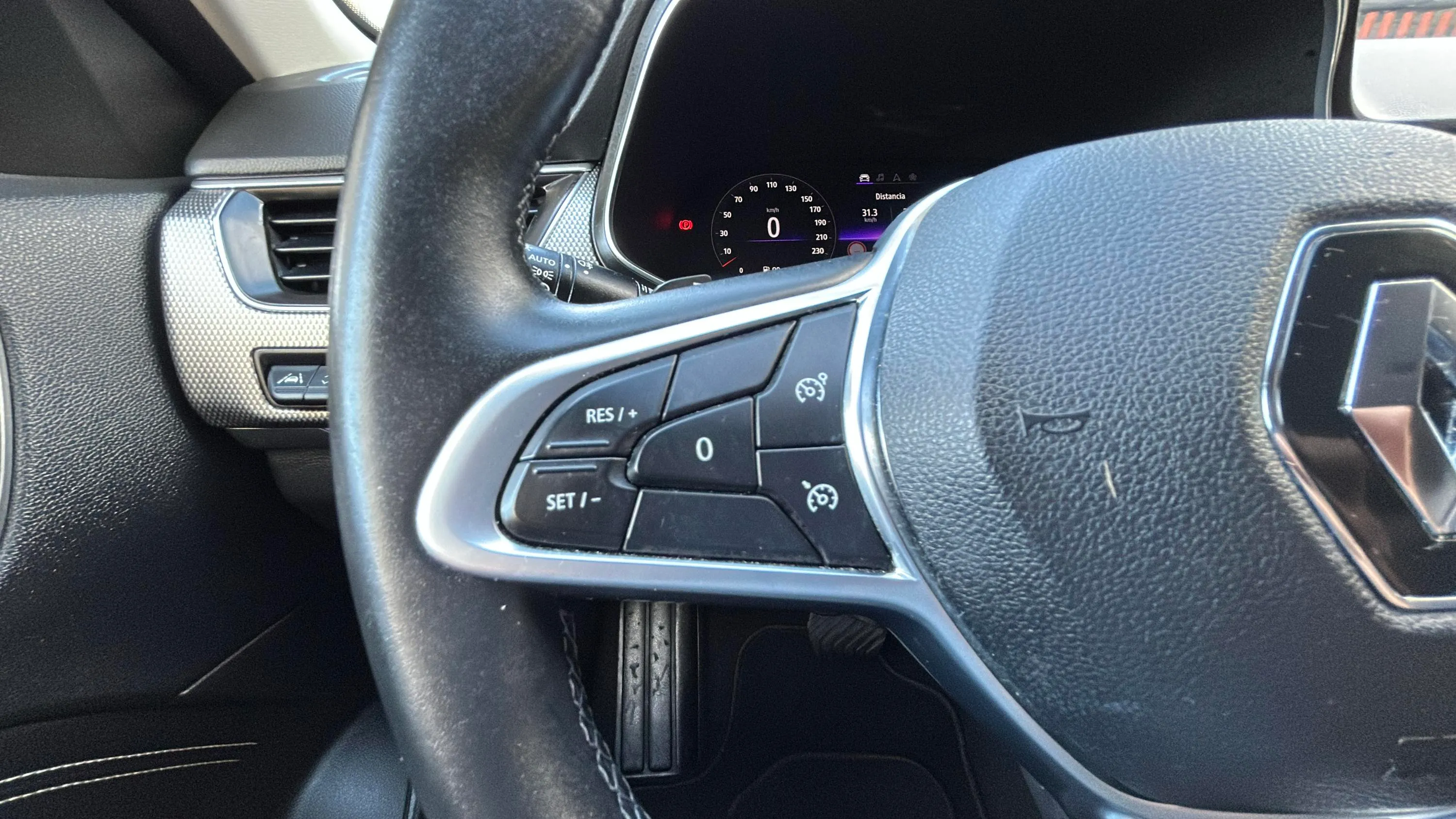 Renault Arkana Techno TCe EDC mild hybrid - foto 19