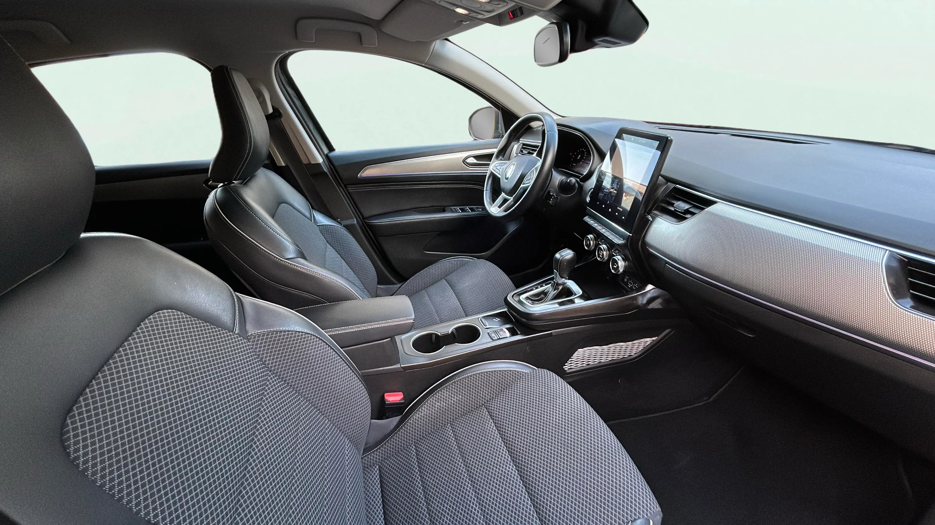 Renault Arkana Techno TCe EDC mild hybrid - foto 14