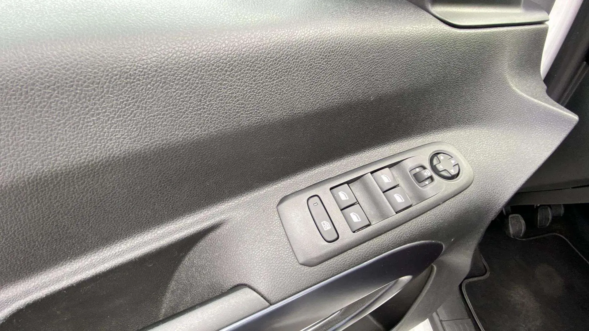 Peugeot Rifter Allure Standard BlueHDi - foto 19