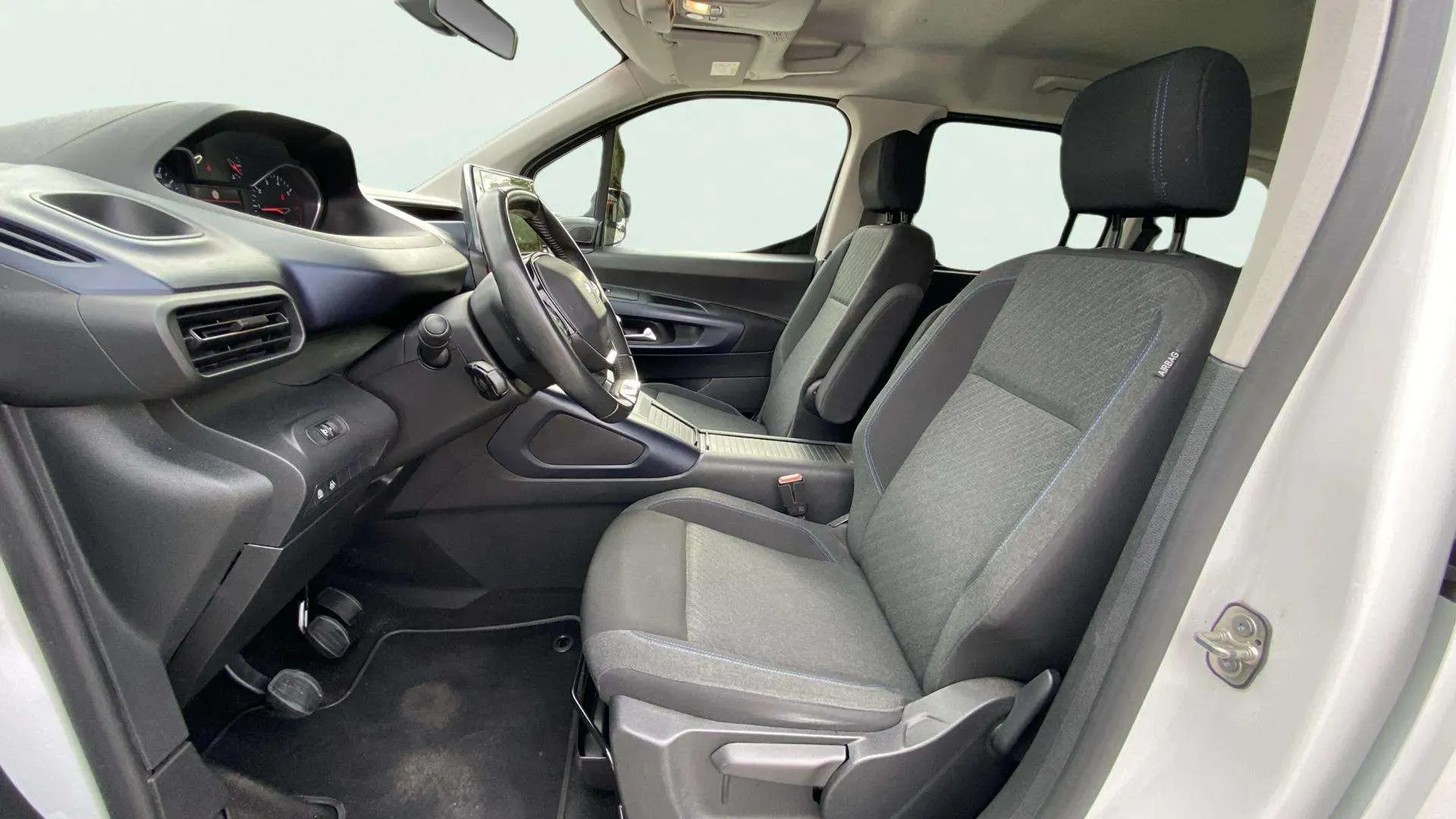 Peugeot Rifter Allure Standard BlueHDi - foto 18