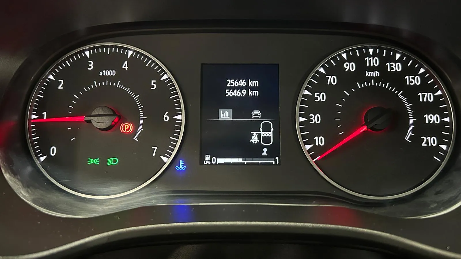 Dacia Sandero Stepway Essential TCe (90V) - foto 9