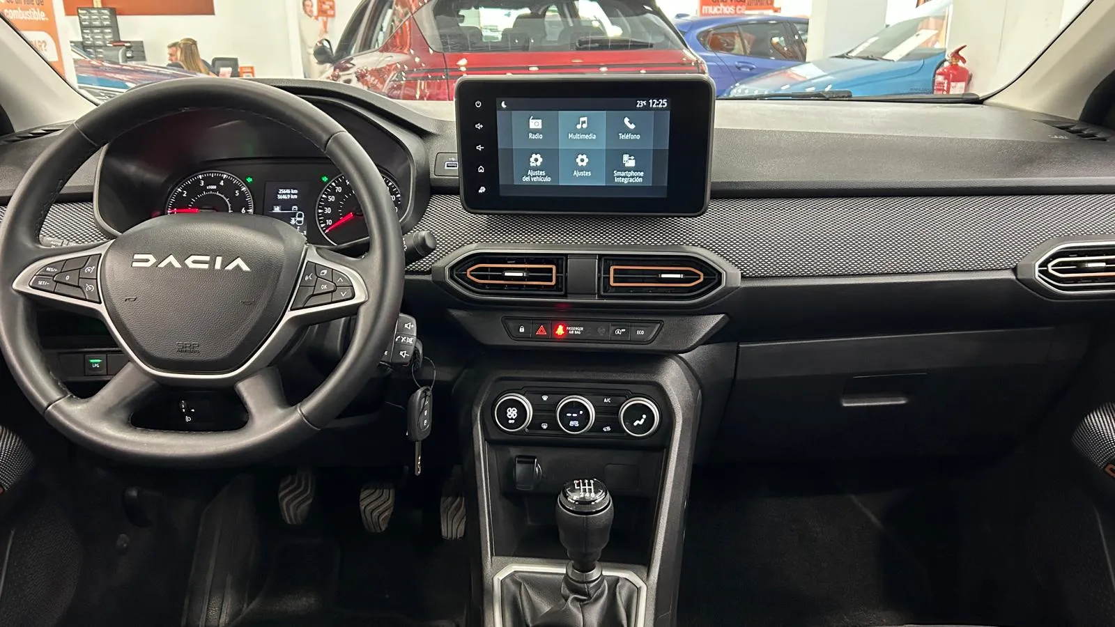Dacia Sandero Stepway Essential TCe (90V) - foto 8