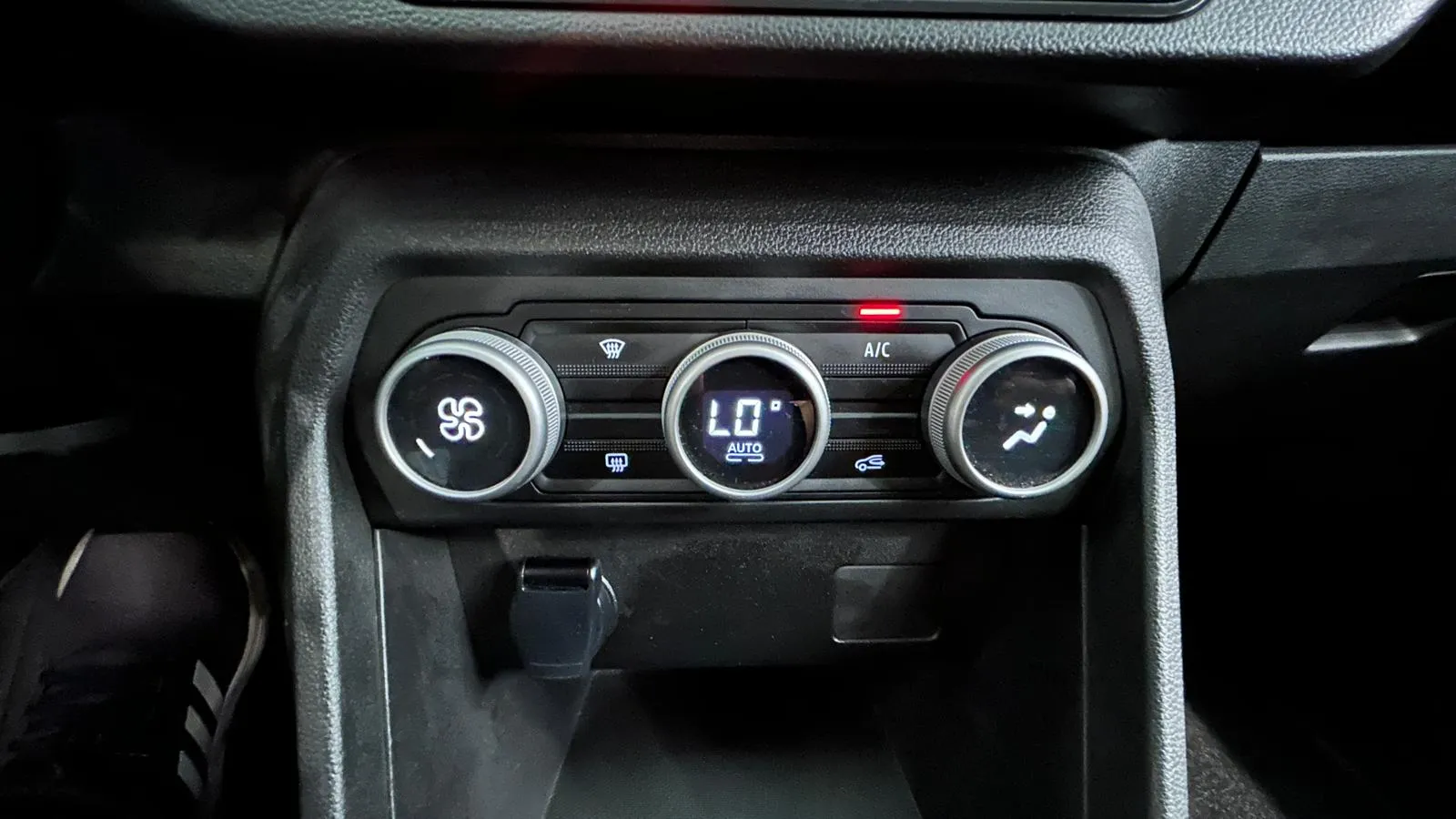 Dacia Sandero Stepway Essential TCe (90V) - foto 13