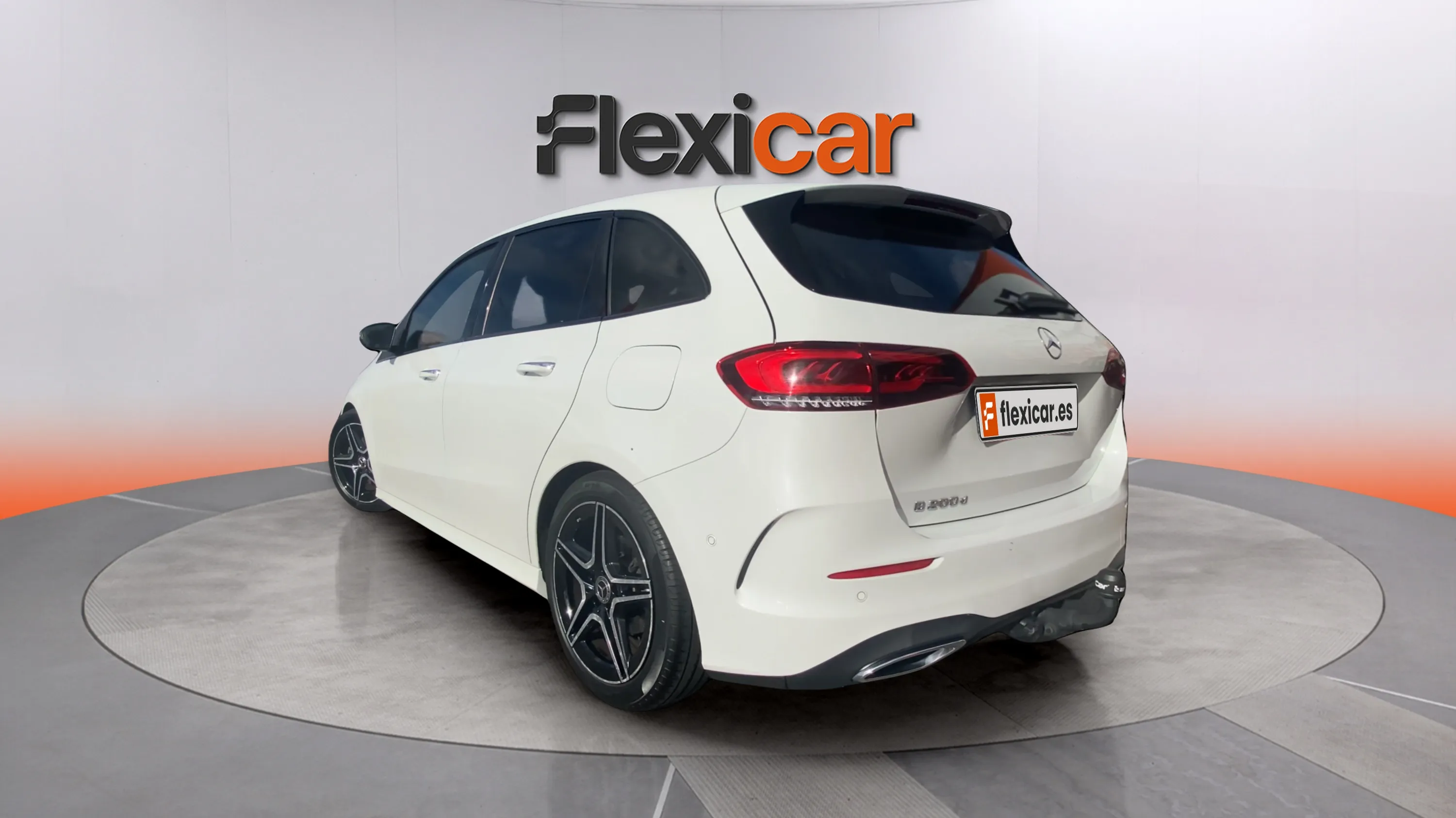 Mercedes-Benz Clase B B 200 d - foto 8