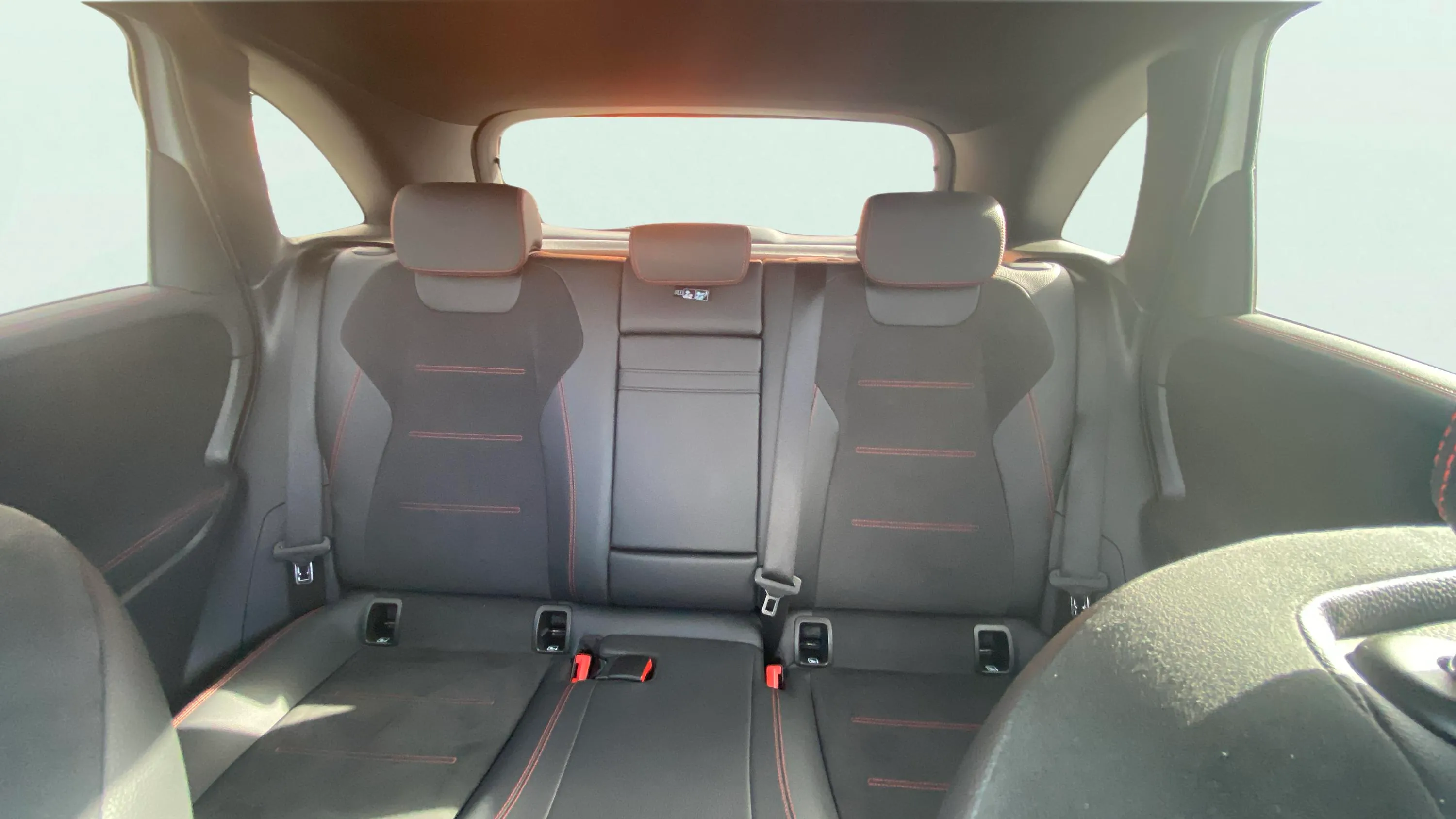 Mercedes-Benz Clase B B 200 d - foto 14