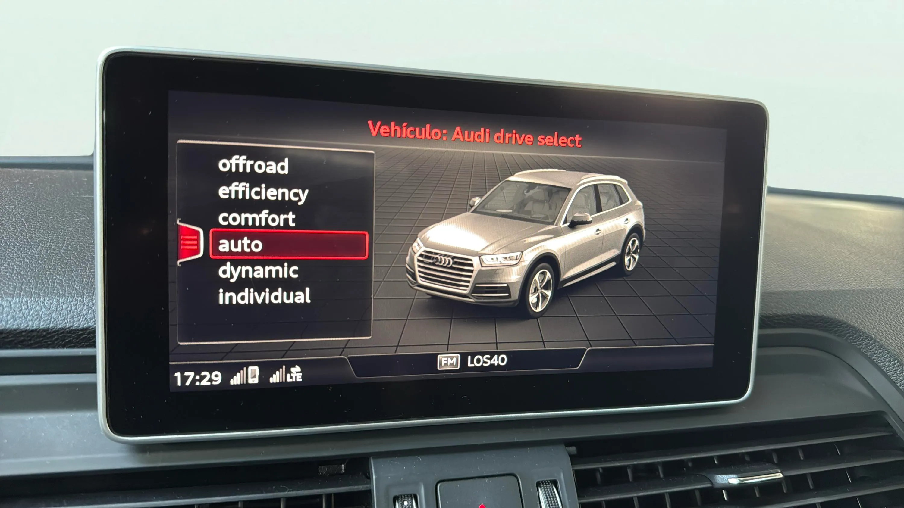 Audi Q5 40 TDI quattro S tronic - foto 41