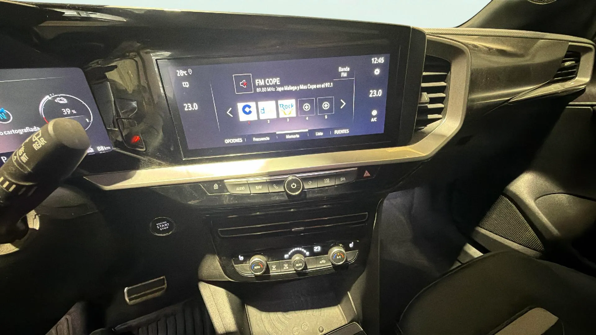Opel Mokka BEV 50kWh Edition - foto 13